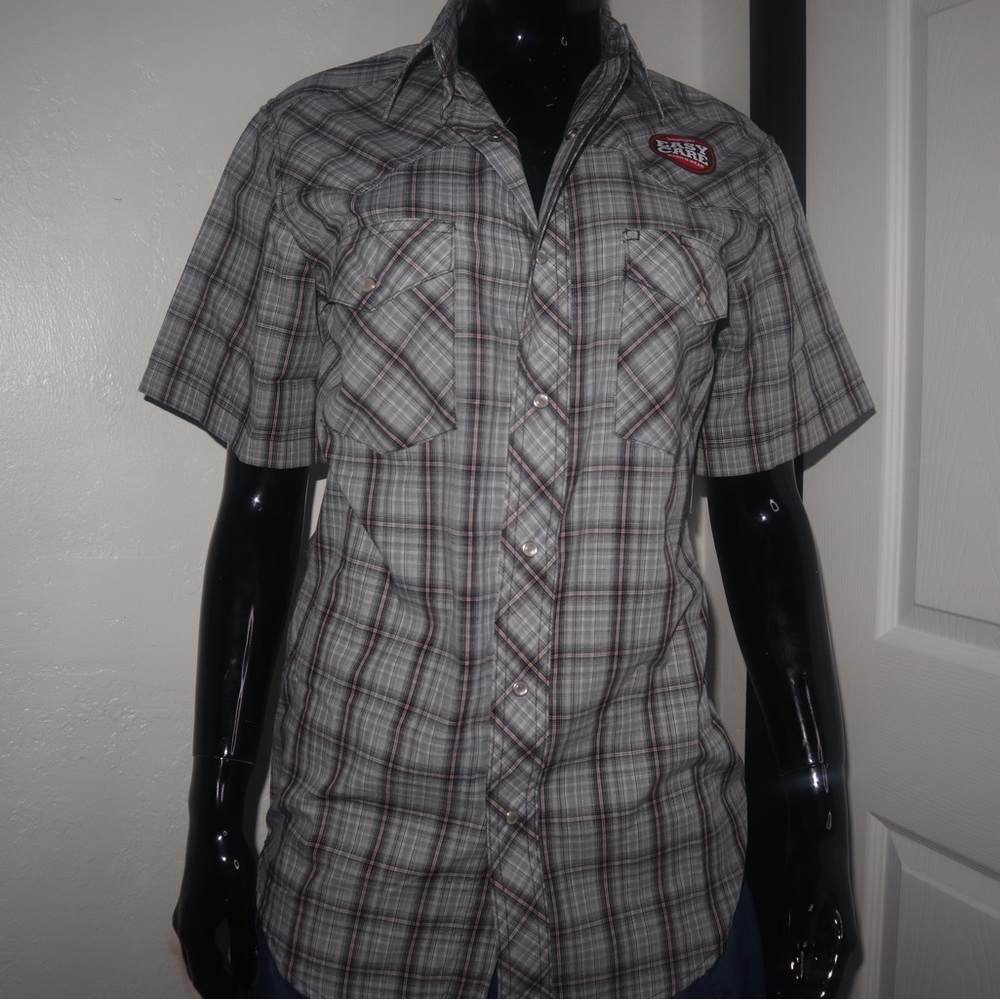 Wrangler Gray Casual Button Down Shirt with Western Design